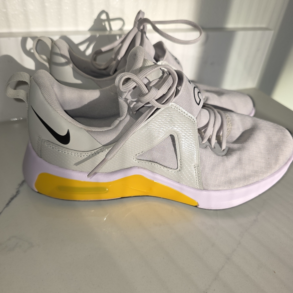 Nike Air Max Bella TR5